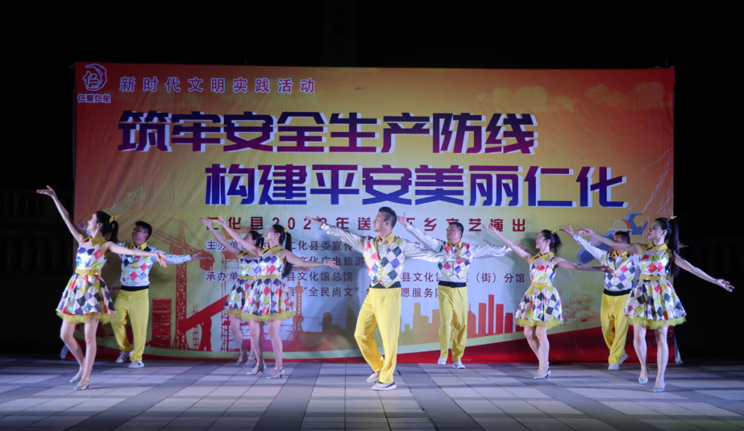 【文明实践】送戏下乡暖人心，董塘镇群众直呼真过瘾